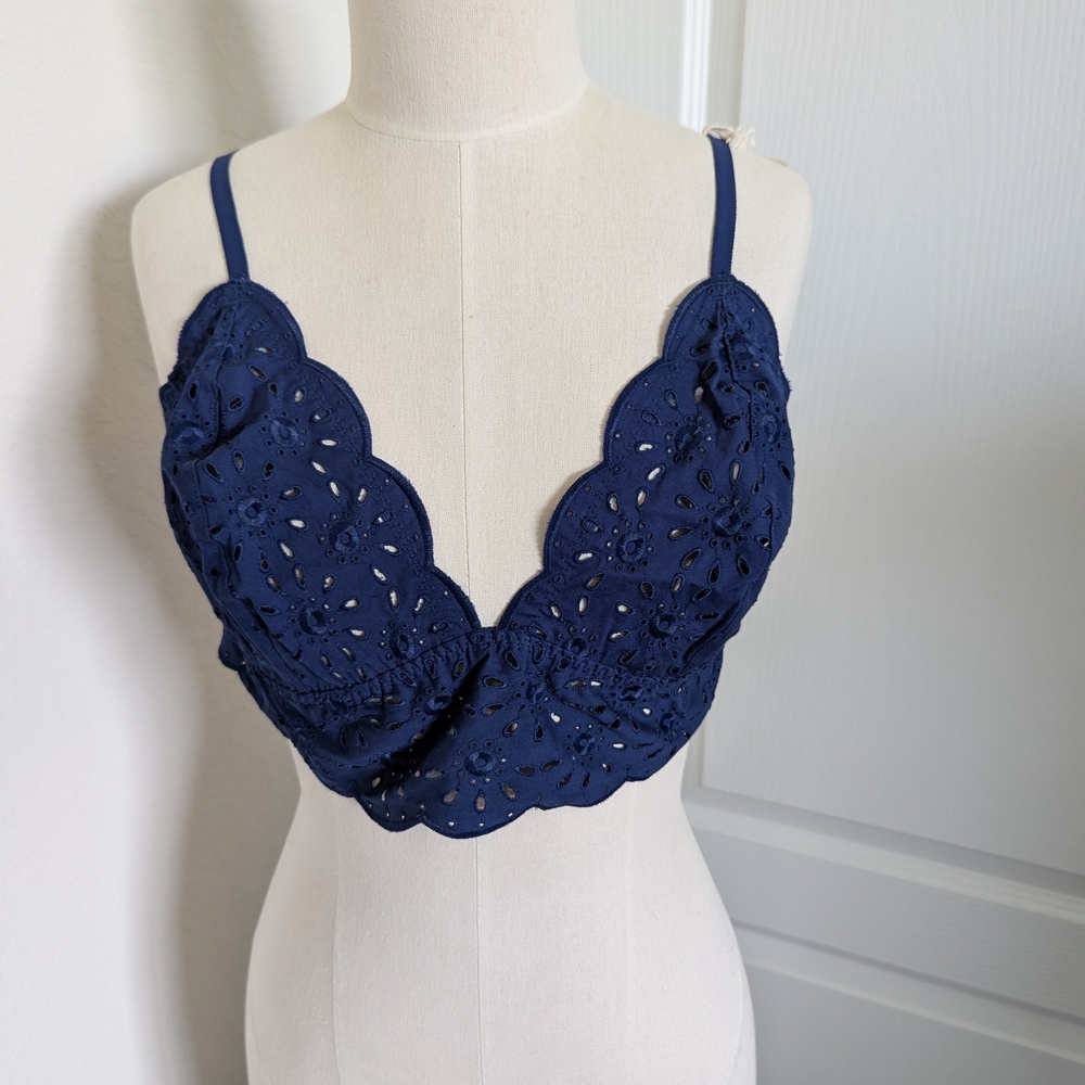 Elegant Navy Lace Bralette